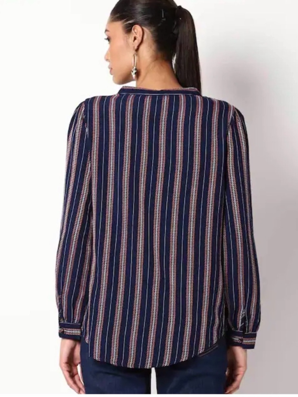 Jennifer Lopez Navy  featuring sparkly pinstripes. Long-Sleeve Blouse size XXL